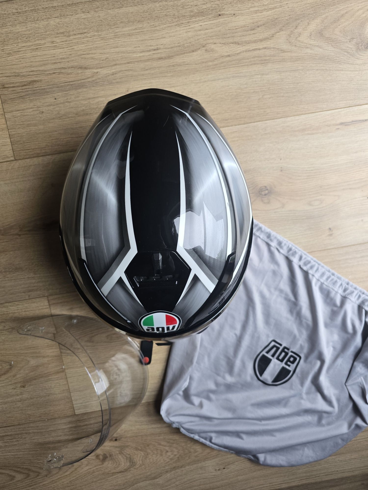 Каска AGV K6   размер с