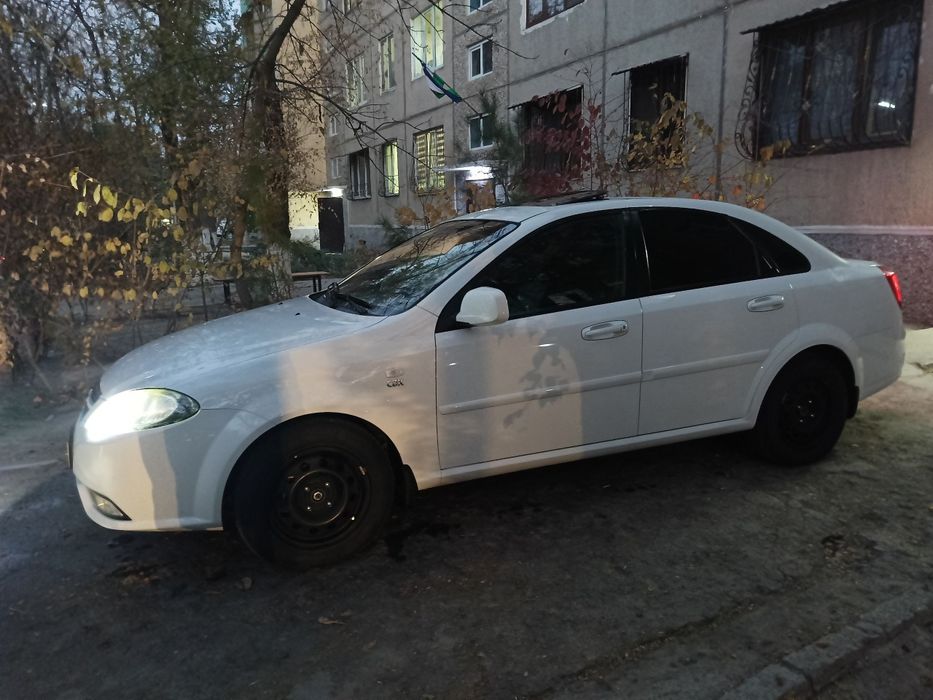 Сотилади Гентра автомат