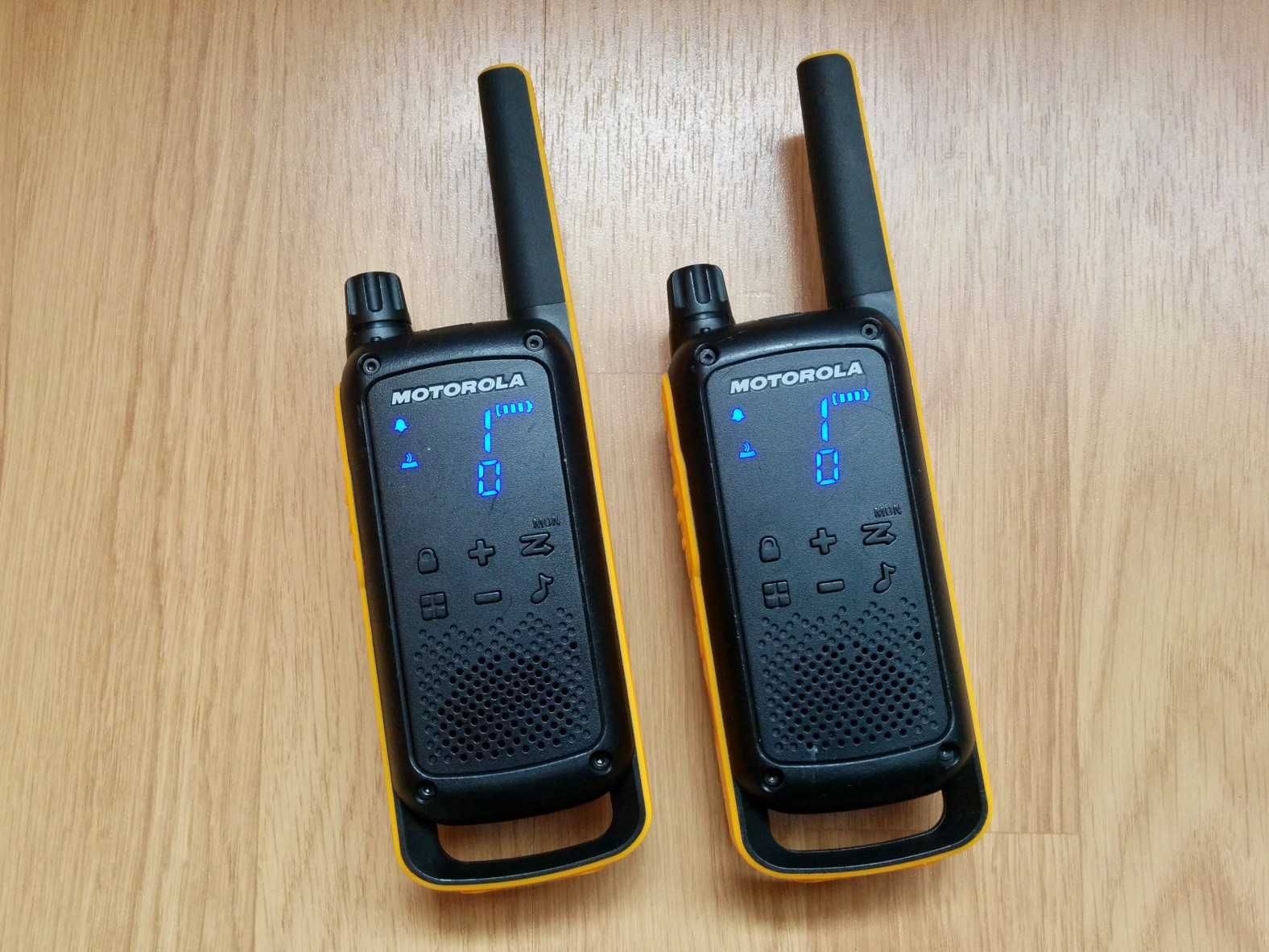 Set 2x Motorola Talkabout T82 Extreme (PMR446 walkie-talkie)