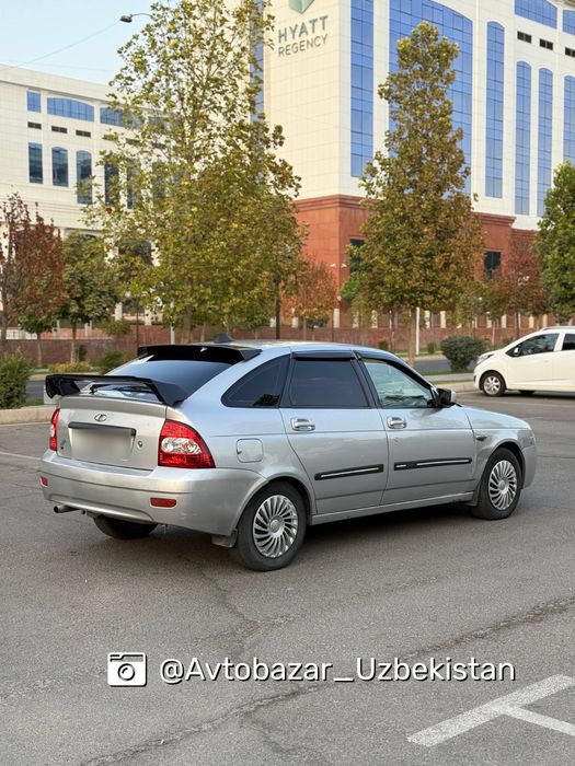 •Lada Priora 2008 16v•