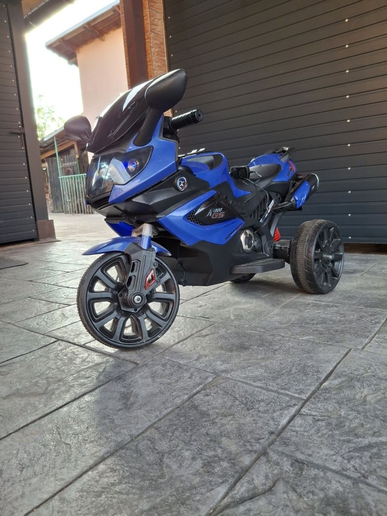 Motor copii pe 3 roti