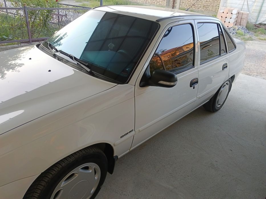 Нексия 1.6 експорт вариант люкс