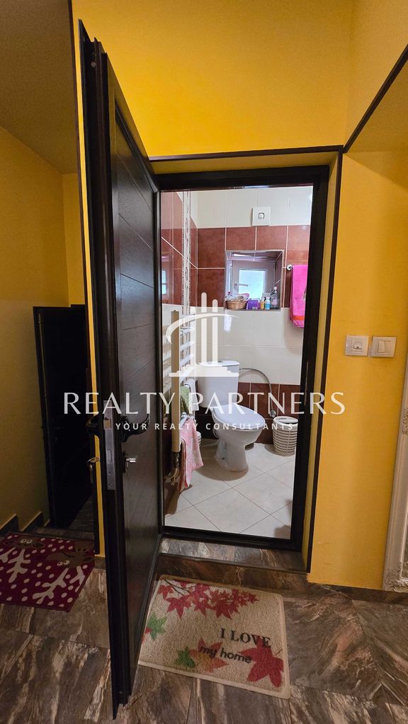 Дава се под наем Етаж от къща в Перник, Байкушева махала - 72 кв.м за 382.5 € - Снимка #4