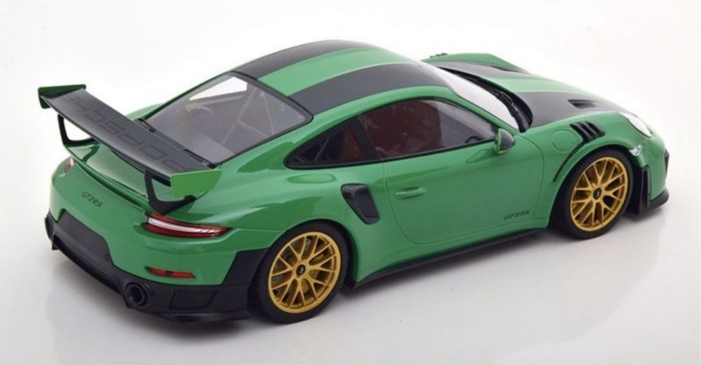 Macheta Porsche 1:18