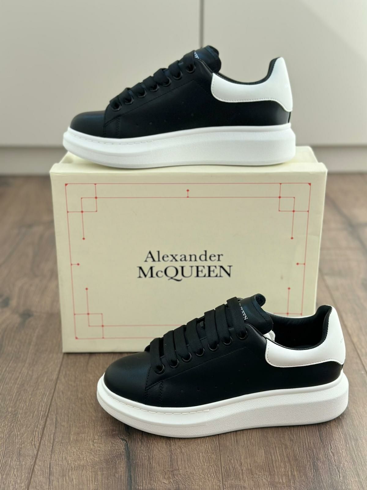 Adidasi Alexander McQueen produs PREMIUM piele naturala