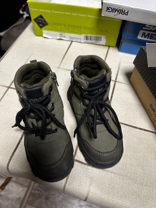 Обувки 26 и 27 номер