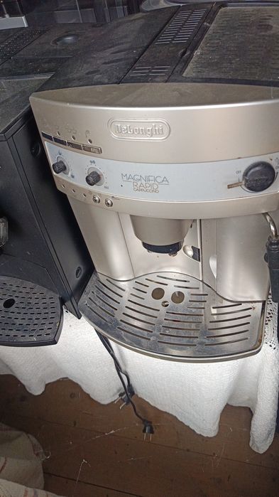 Vând aparate se cafea