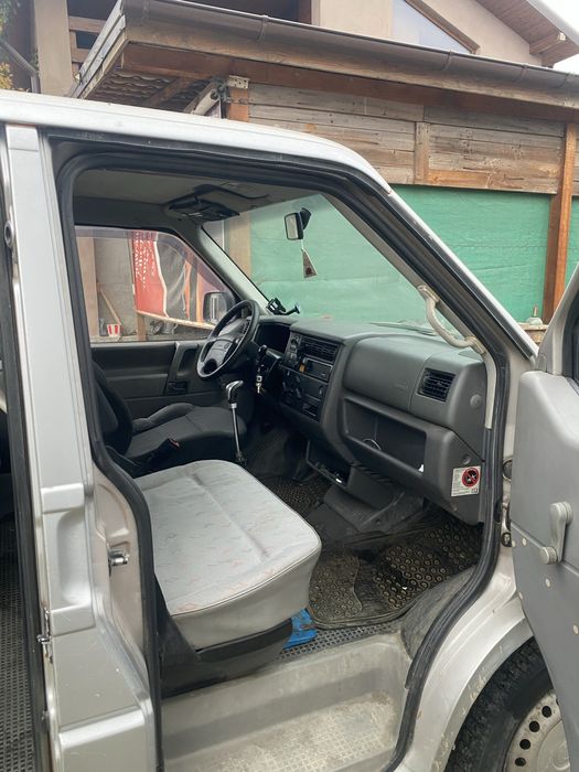 Volkswagen caravell T4 negociabil