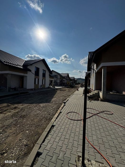 Case noi la cheie, cartier Rezidential NOU Erou Corfu