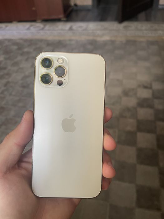 Продам Iphone 12 pro