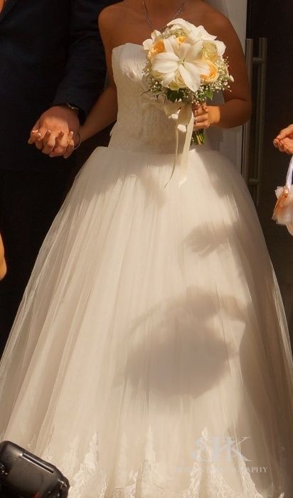 УНИКАТ - Сватбена рокля