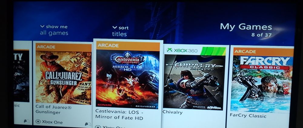 Vând Xbox 360 modat sau schimb cu PS 4 cu diferența din partea mea