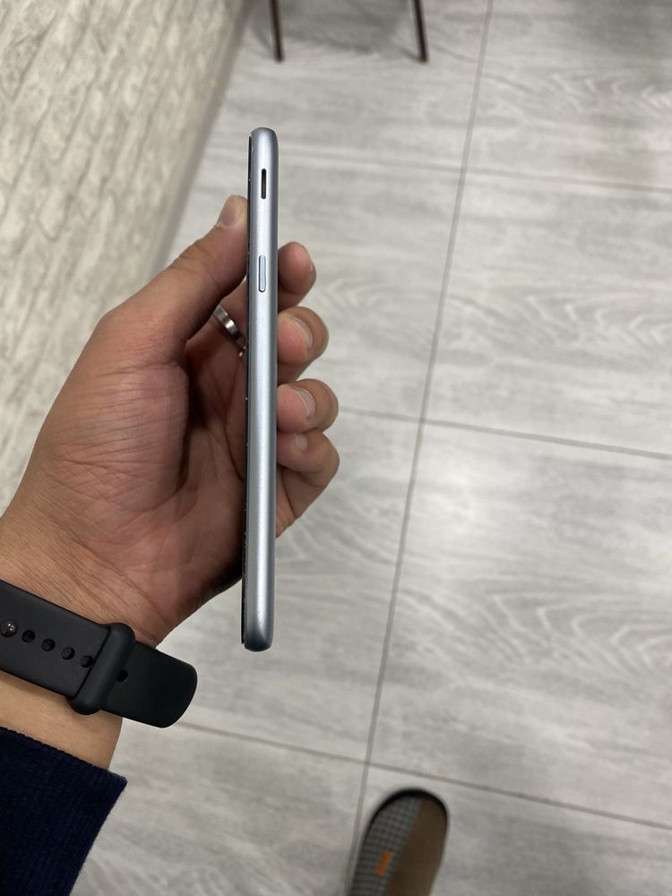 Samsung J5 2017 karobka dakment bor
