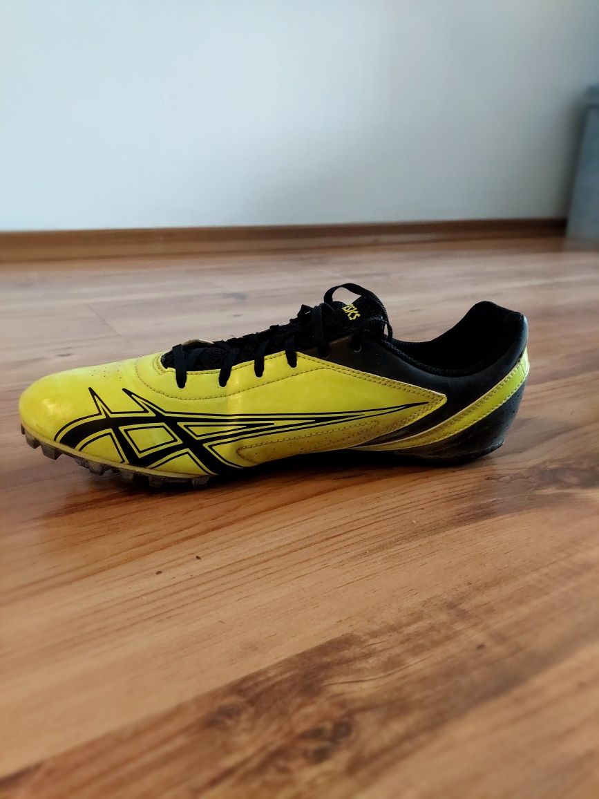 Мъжките жълти обувки Asics Hyper Sprint 4