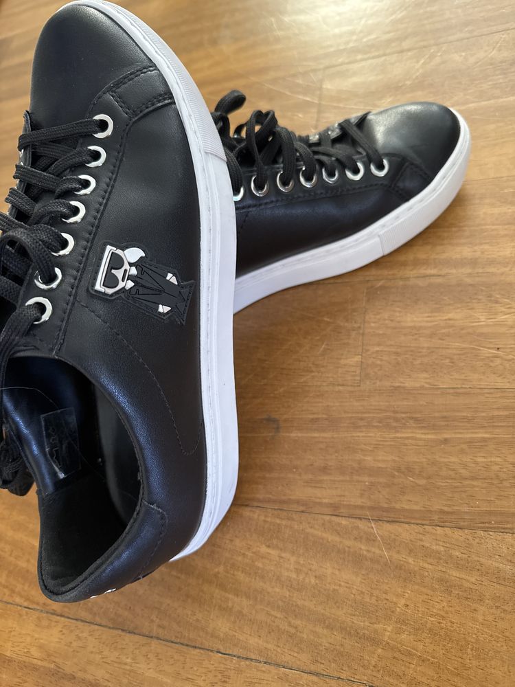 Karl Lagerfeld-37n