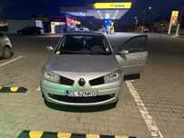 Vand sau schimb renault megane 2
