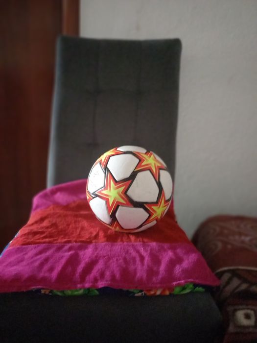 Продается новый мяч лига чемпионов 21/22 за 8000 тг