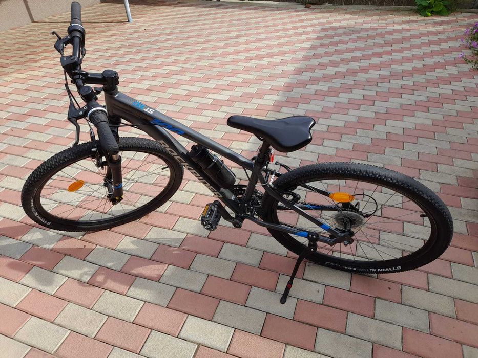 Vând bicicleta ROCKRIDER ST 100 GREY