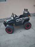 Mașinuță electrică Jeep 4×4