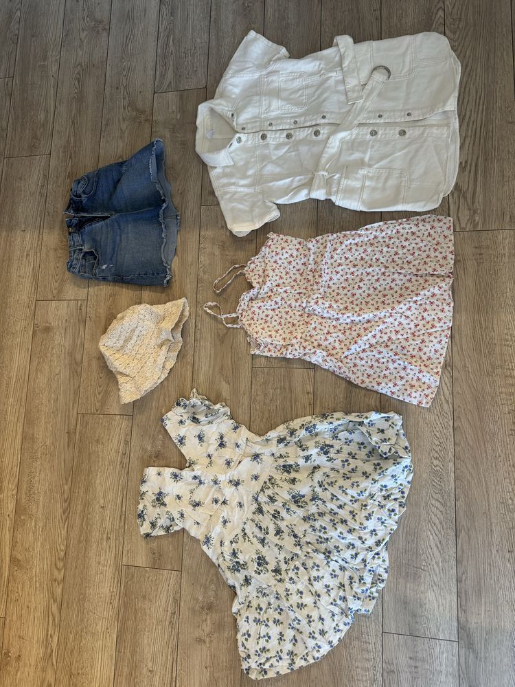 ZARA 8-9 г Сет рокли ,пола, къси панталони ,шапка