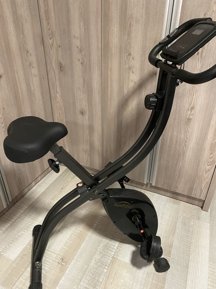 Bicicleta fitness pliabila, greutate maxima utilizator 100 kg