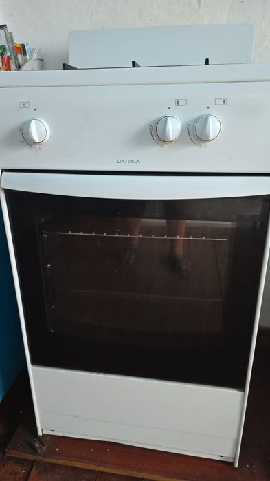 Продам газовую плиту