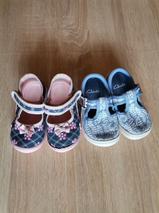 Детски дрешки и пантофи за момиче 86см