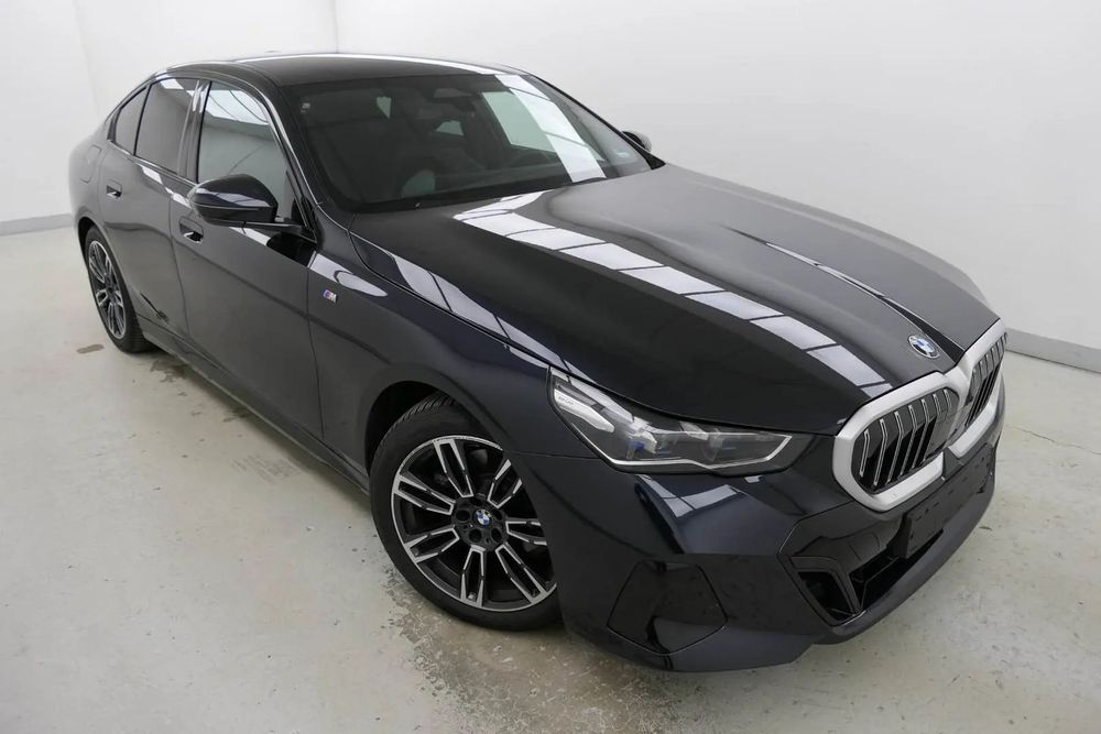 BMW Seria 5 Pachet M/ Ventilatie/ Harman kardon/ Memorie scaune