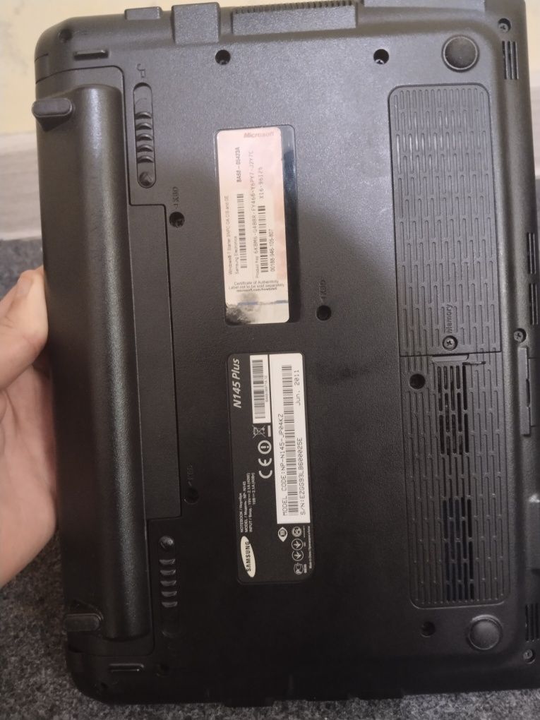 Samsung N145 PLUS