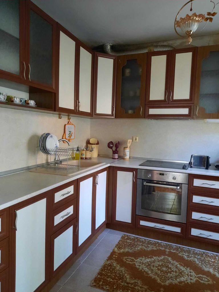 Дава се под наем Къща в с. Константиново, Област Варна - 89 кв.м за 460 € - Снимка #1