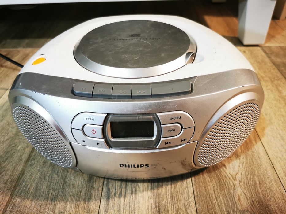 Radio casetofon cu CD Philips AZ 127/12 player portabil