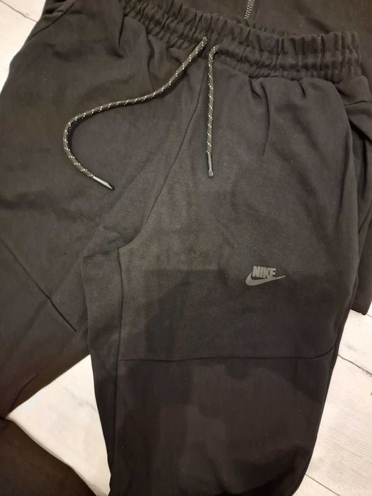 Nike Tech Fleece Negru PREMIUM