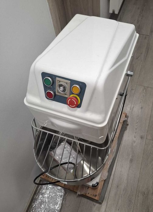 Masa  rece pizza, cuptor pizza, malaxor  20L