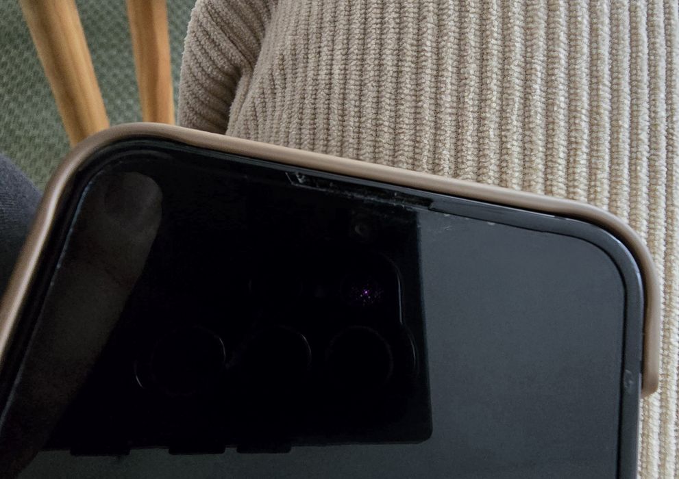 Samsung Galaxy Z Flip 5 – 256 GB, cu husă originală, stare foarte bună
