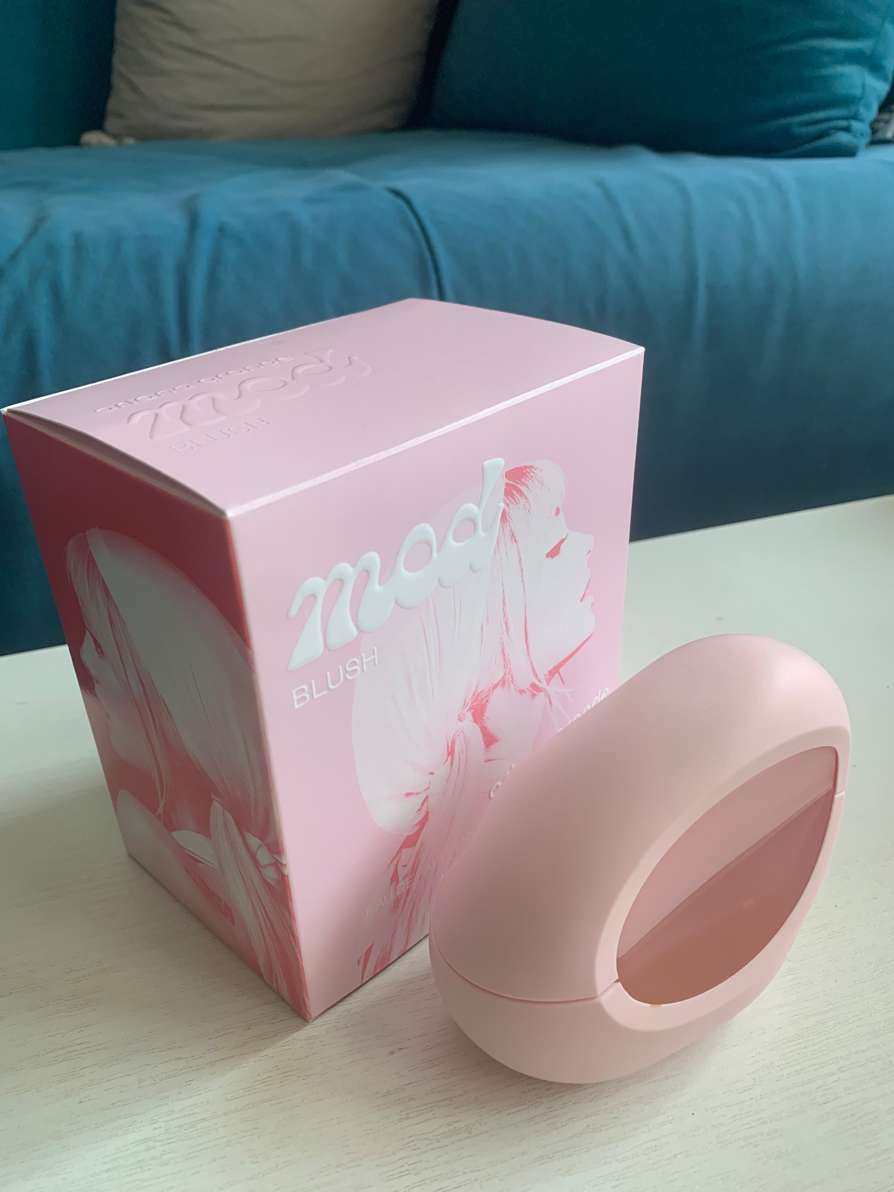 Парфюм Ariana Grande Mod Blush