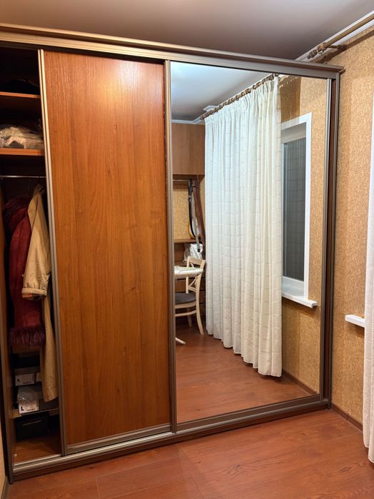 Продам Шкаф купе б/у