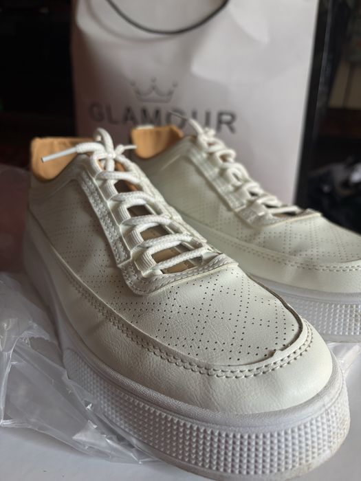 Продаю Кеды летние, легкие, дышашие