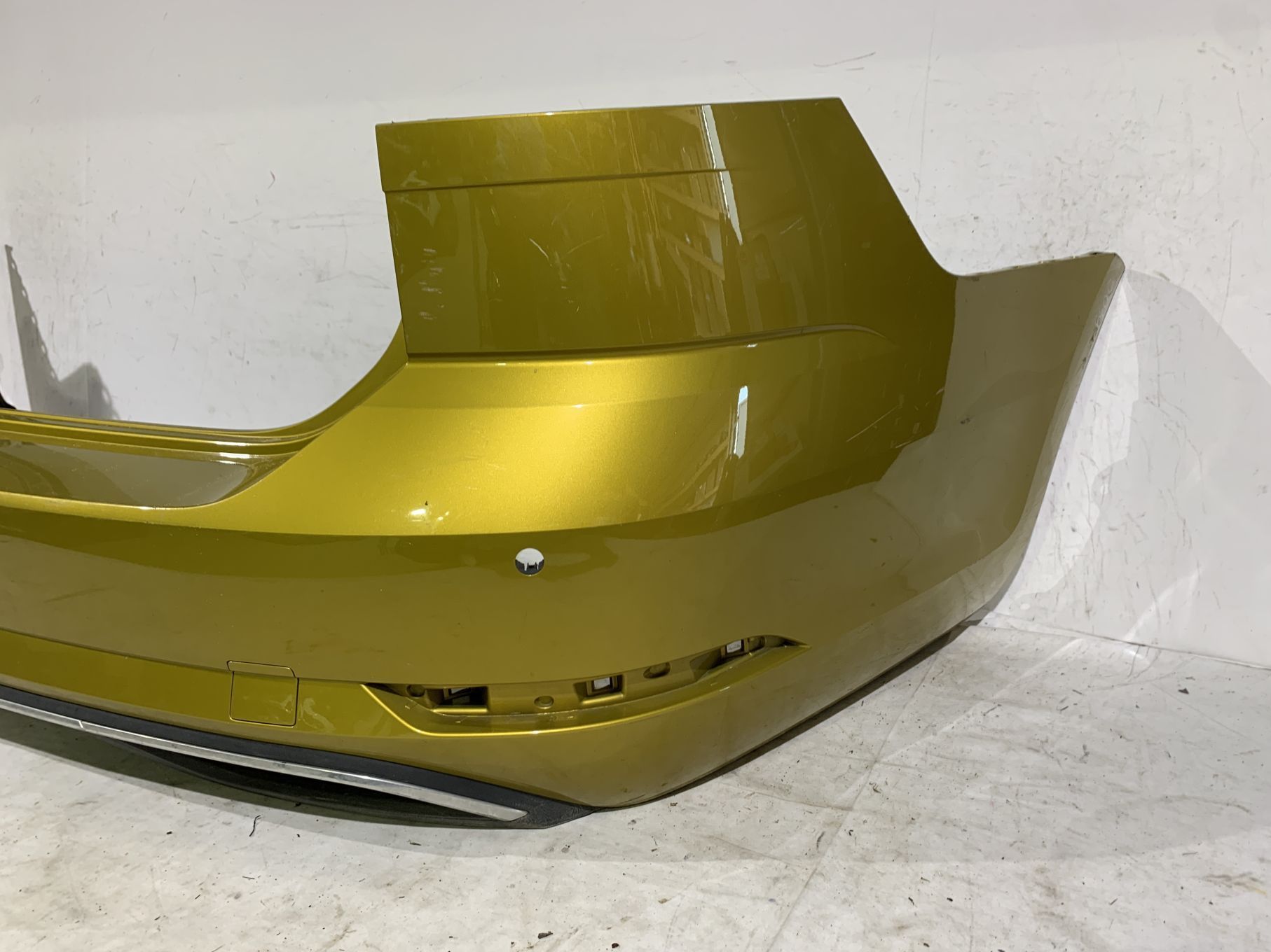 Bara spate VW Golf 7 Kombi, facelift, 2017, 2018, 2019, 2020, cod origine OE 5G9807421M.