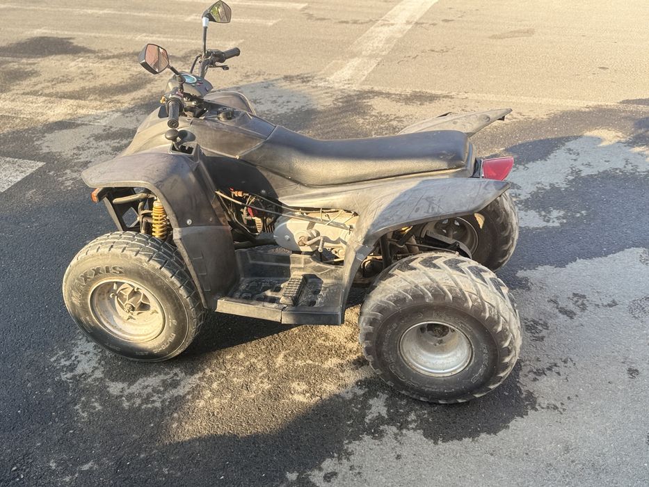 Vand ATV sau schimb cu o mașina