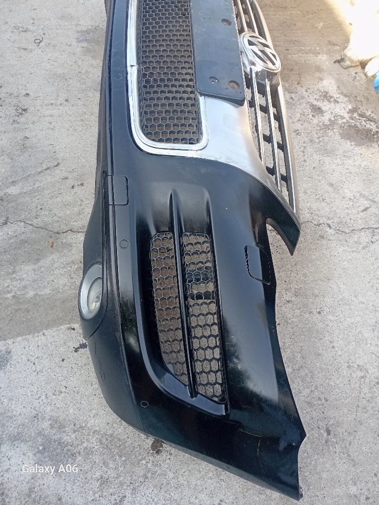 Vând bara fata completa pentru vw touareg 7L 2006 2007/2008/2009