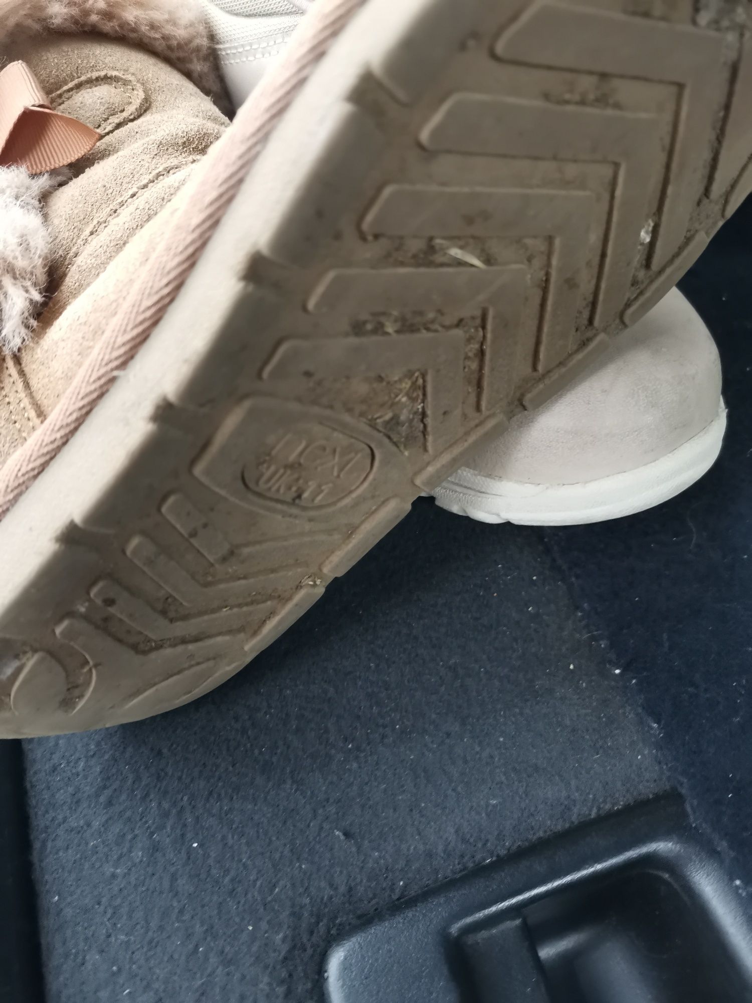 Zara columbia  crocs