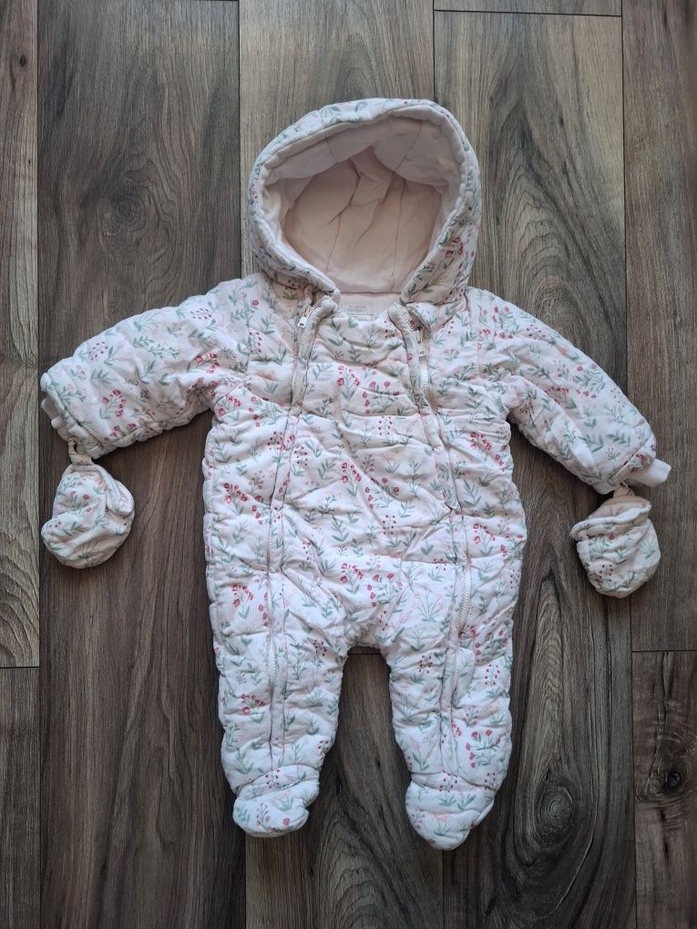 Зимни космонавти George и Mama&Papas
