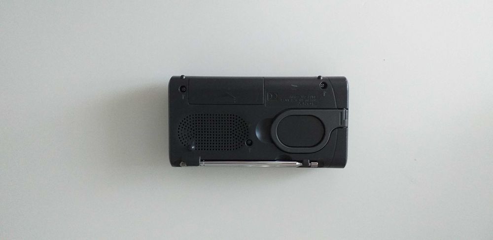 Radio Sony ICF-303 AM/ FM si AEG WE4125 cu 9 lungimi de unda