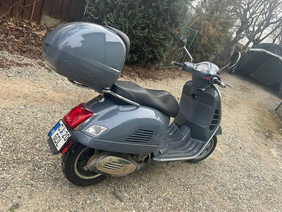 Vespa GTS 300 - 2017 - Top-case - Stare excelenta