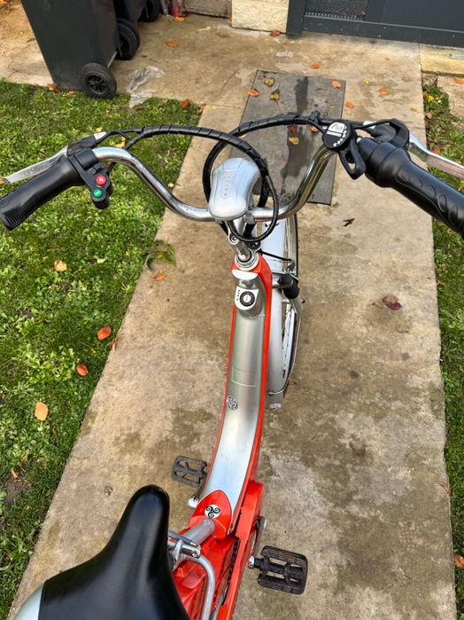 Bicicletă total electrica