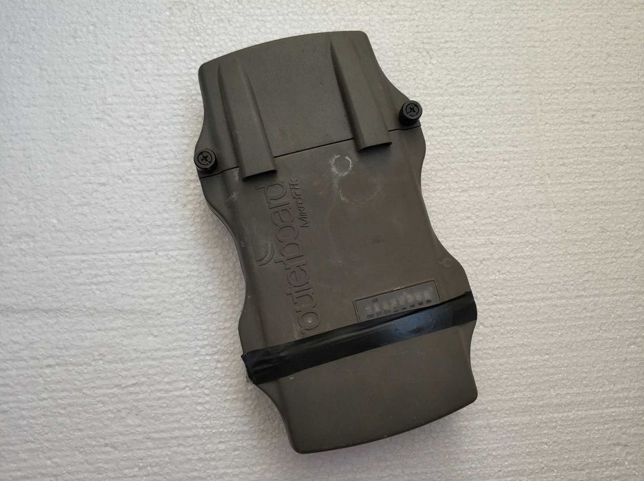 Метална кутия. Пластмасова кутия. Алуминиева кутия.