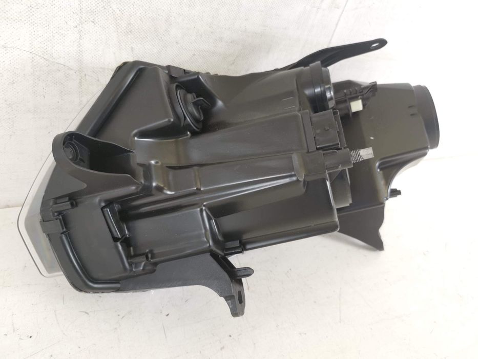 Десен фар Дачия Логан 2 / Dacia Logan 2 Оригинален, в добро състояние