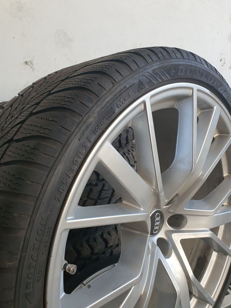 Audi RS6 plus performance 9.5Jx21 ET25 + зимни гуми 285/30/21 DUNLOP D