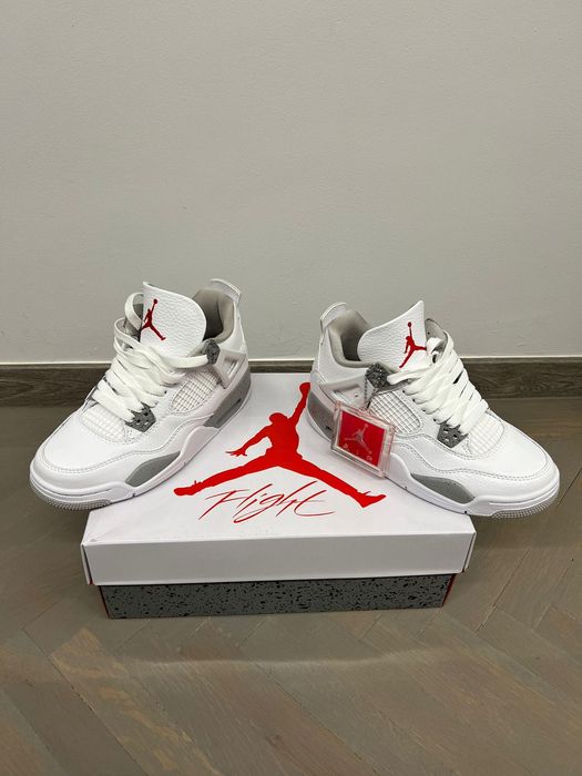 Adidas Jordan 4 Oreo