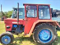 Tractor  Universal U445
